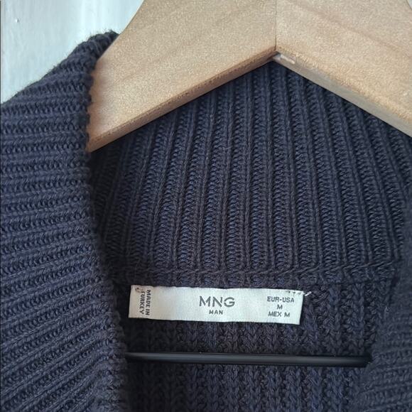 Mango Men's Ribbed Sweater Zip Neck size medium - Picture 3 of 8